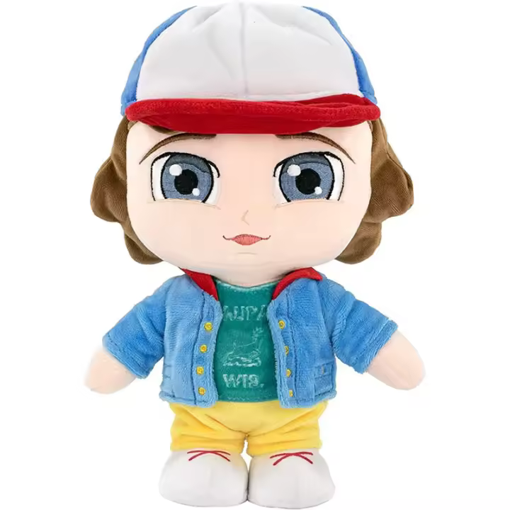Stranger Things peluche de Dustin con gorra y chaqueta de 26 cm - 1
