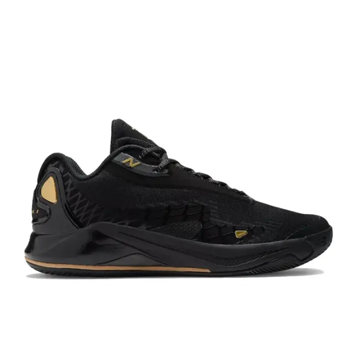 Zapatillas New Balance Kawhi 4 black and gold NEW BALANCE - 1