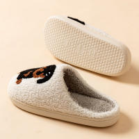 Zapatillas De Invierno Para Mujer Con Dibujo Animado De Perro Negro Pequeño Zapatos Suaves Y Cálidos Para El Hogar Y Dormitorio - details 5