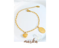 Encanto Pulsera con colgante de corazón y letra M de acero de titanio bañada en oro de 18 quilates | Pulsera retro de acero inoxidable personalizada | Accesorios de moda para mujer | Ideal para regalos de fiesta o boda - details 1