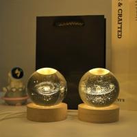 Lámpara De Noche De Cristal 6cm Con Engrado Por Láser Sfera De Vidrio Decoración De Escritorio Para Regalo De Cumpleaños Base De Madera USB - details 3