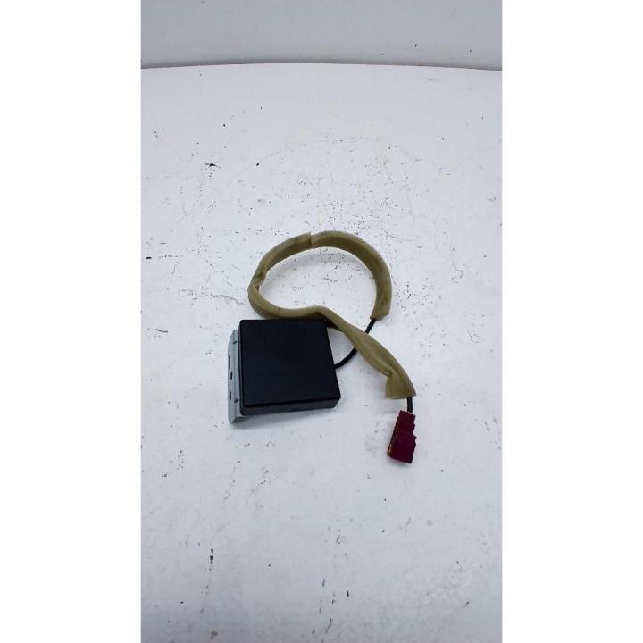 Antenna control unit compatible with renault express aa6ta12c2130 2021 (oem/iam: 282120588r)