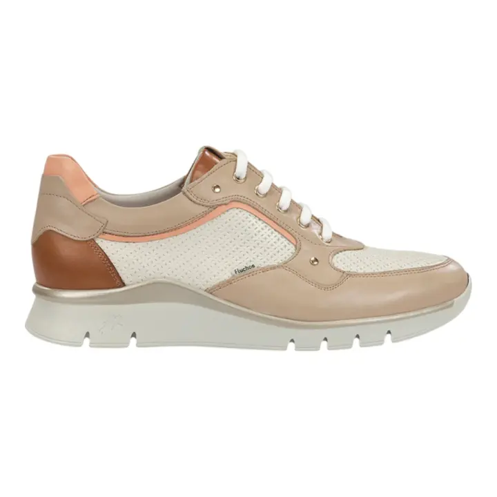 Shoes Zapatillas marca Fluchos para mujer en color beige - 1