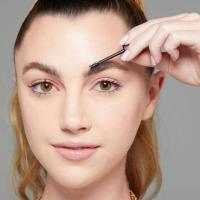 NYX Professional MakeUp | Rutina imprescindibles para los ojos: Epic ink liner + The Brow Glue + On the Rise Mascara: Crea una mirada impactante con esta rutina de productos esenciales para los ojos. - details 1