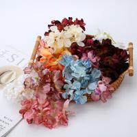 5PCs 3 Hermosas Hojas De Algodón Artificial Hydrangea Para Decoración De Boda Y Jardín Accesorios Para Arreglo Floral Silken - details 2