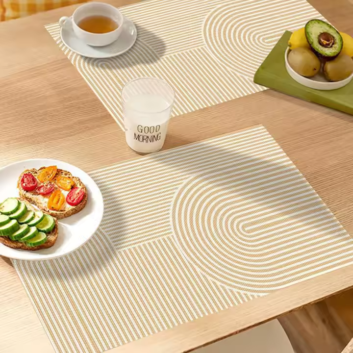 Tesslin Tapete De Comedor De Poliéster Amarillo Con Patrón Geométrico Y Hojas Doradas Antideslizante Y Aislante Decoración De Mesa Para El Hogar - 1
