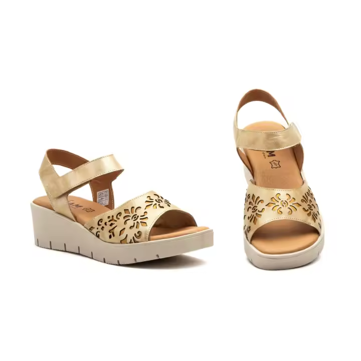 9988 Platino  Hecho en España Sandalias Mujer Piel Platino Láser Cuña Numeración: 35-41 Marca: JAM Color: Platino sandalia piel con cuña planta de gel cierre de velcro para mayor comodidad ideales para tus dias de verano - 1