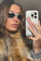 Funda De Silicona Para iPhone Con Diseño De Tostada Gris Y Ribbons Espresso Y Fresa Cubierta Lipstick Compatible Con Modelos 11 12 13 14 15 16 pro Max plus - details 12