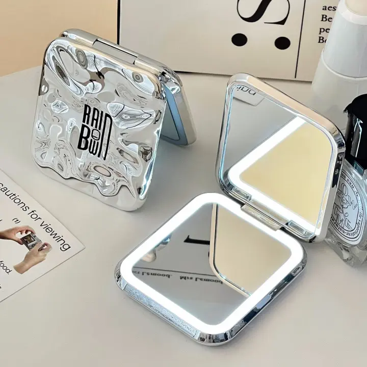 Espejo de Maquillaje LED Tríptico Wdruz con Aumento - 1