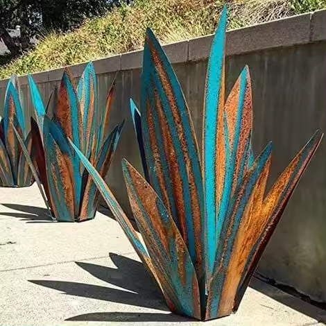 SOMY Decoración de jardín de metal en forma de planta de agave en el jardín - Escultura rústica de metal - Estatua rústica de jardín - 55 cm 9 hojas Otro elemento decorativo de jardín - 1