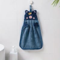 Toalla De Mano De Velvet Coral Colgante Con Bordado De Cerdo Adorable Toalla De Cocina Y Baño Suave Y Encantadora Tela De Lavado De Manos - details 5