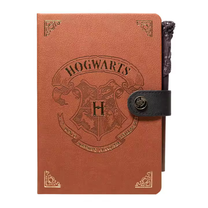 Harry Potter premium A5 notebook with wand pen, featuring a durable PU cover with embossed golden details, rounded corners, 120 sheets of 80 g/m2 paper, and a magnetic clasp closure. Ideal for fan merchandise and note-taking. - 1
