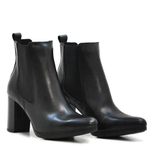 Botas Elodie Sher Napa Negras: Estilo y Calidad Exclusivos del Zapato - 1