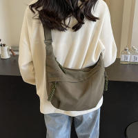 Bolso De Hombro Para Mujer 2025 Nueva Capacidad Alta Bolsa Cruzada De Nylon Versátil Bolso De Mano Casual Sin Decoración - details 7