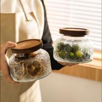 Tarro de almacenamiento de vidrio vintage, tarro de almacenamiento de alimentos de 25,4 FL OZ con tapa de madera maciza, organizador de bolsitas de té para la decoración de la cocina del hogar, contiene avena, mermelada, café, dulces, galletas y azúcar - details 4