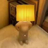 Lámpara De Mesa Creativa Y Divertida Para Niños Con LED Luces De Lectura Para Dormitorio Luz Nocturna Decorativa Para El Borde De La Cama Regalo Para Niños - details 2