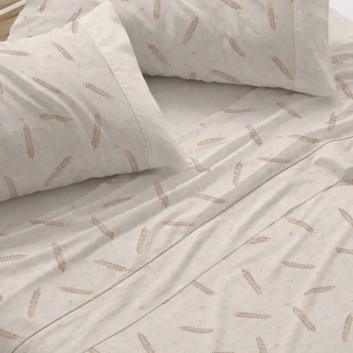 Juego de sábanas. Diseño 046. BURRITO BLANCO. Incluye sábana encimera, bajera y 1 o 2 fundas de almohada. Esteampado botánico. Disponible en color Verde, piedra y arena. 50% Algodón- 50% poliéster. Tamaños 90, 105, 135, 150-160, 180 y 200cm. - 1