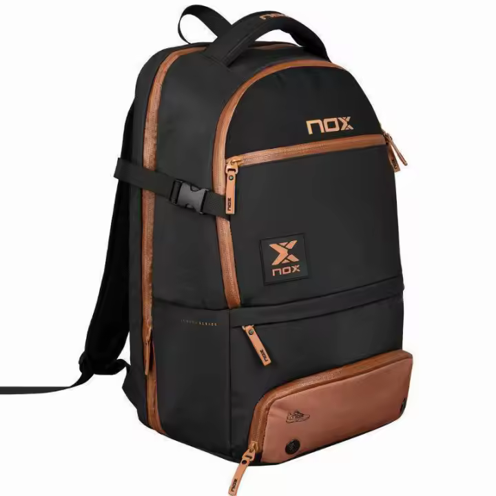 Nox AT10 Luxury Open Series Mochila Negro - Marron . Temporada 2024 - 2025. Mochila oficial del jugador Agustin Tapia - 1