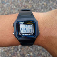 Reloj Casio W-217H-1A – Clásico, resistente y con estilo retro digital - details 2