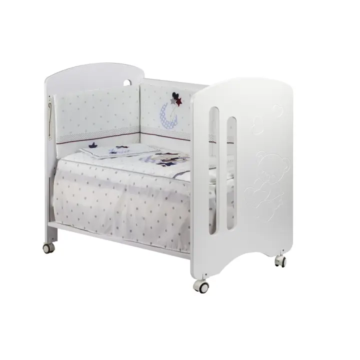 CAMA LOVELY PREMIUM+SET CAMA60X120 (COLCHA+PÁRA-CHOQUES+ALMOFADA)-ALGODÃO-MOD. OSO AMOROSO-CINZA - 1