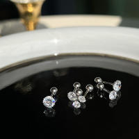 Pendientes De Crystals Zirconia Para Mujer 1Pareja De Estilo Helix Y Bone Nail Piercing En Acero Inoxidable Joyería De Regalo - details 17