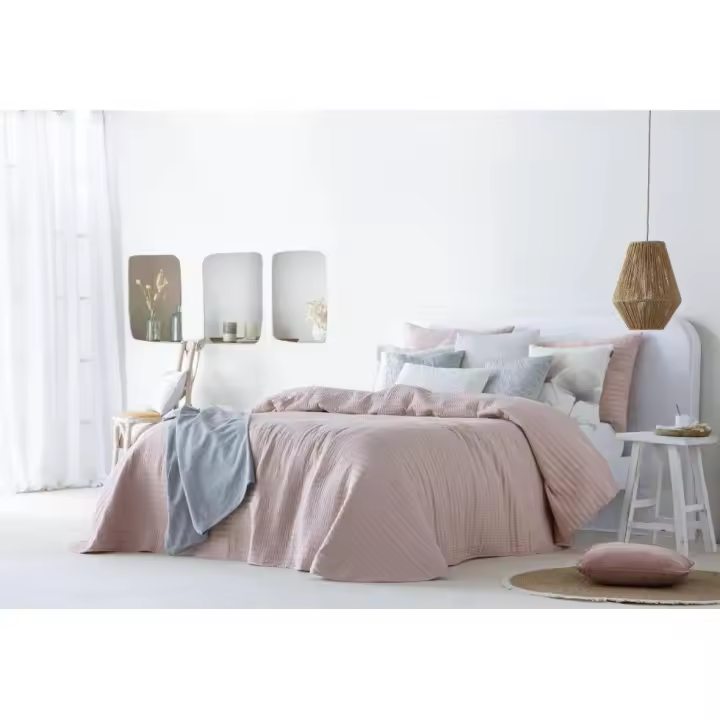Fundeco, colcha bouti Linette de color rosa nude para cama de 105 cm. - 1
