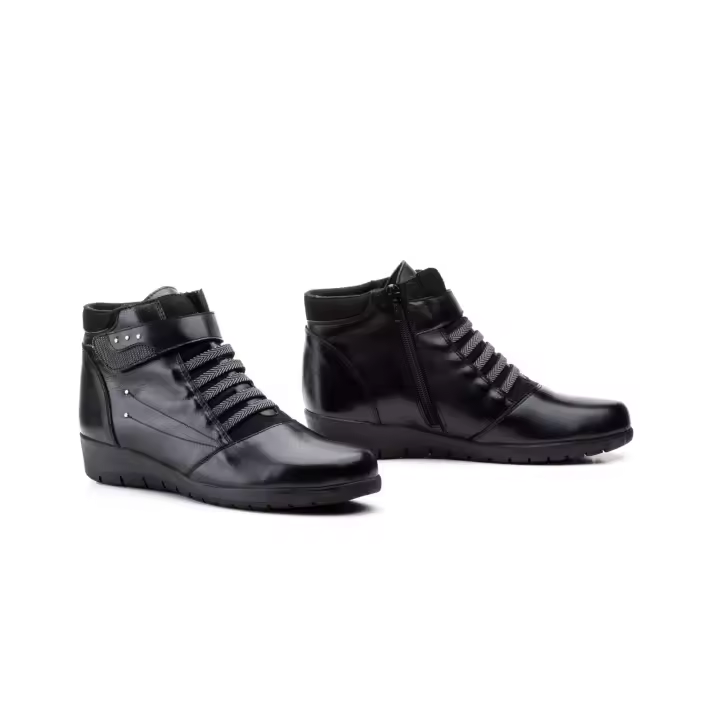 Mº5681 NEGRO Hecho en España Botín Mujer Piel NEGRO Velcro Elásticos Numeración: 35-41 Marca: JAM Color: NEGRO MODELO DE BOTIN CON PIELES NATURALES Y MUY SUAVES SUPER COMODAS CON CIERRE DE VELCRO Y CREMALLERA Y CORDONES ELASTICOS SUPER FUNCIONAL - 1