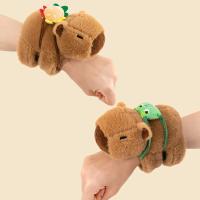 Brazaletes De Peluche Capybara Kawaii Con Anillo Para Mano Juguete Divertido Para Niños Animal De Peluche Suave Para Adultos Y Adolescentes - details 0