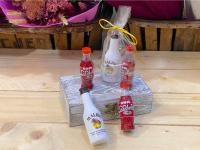 Lote de 10 miniaturas de bebida en chupito de cristal con chicles sabor Coca gum - Regalos originales para invitados de boda, aniversarios, comuniones, bautizos, cumpleaños, despedidas de solteros/as - details 4