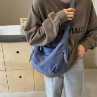 Bolso De Hombro Para Mujer 2025 Nueva Capacidad Alta Bolsa Cruzada De Nylon Versátil Bolso De Mano Casual Sin Decoración - details 6