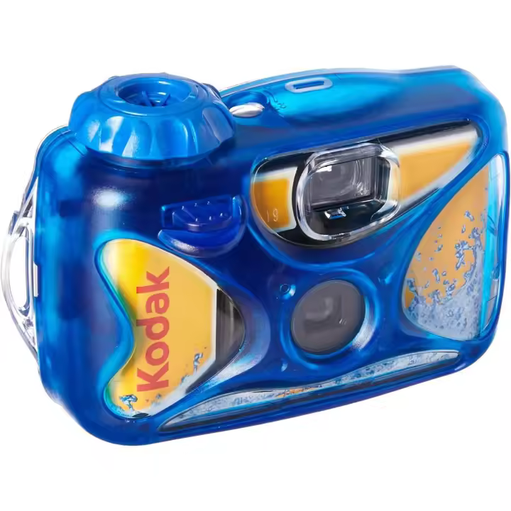 Cámara Kodak deportiva con Carcasa, acuática, perfecta para la nieve y el agua. De un solo uso - 1