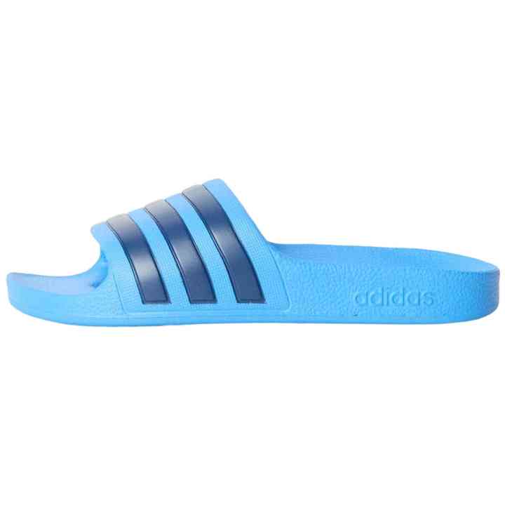Calzado Adidas modelo Adilette Aqua K