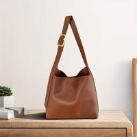 Bolso De Hombro Para Mujer Estilo Minimalista Y Moda En Cuero PU Sólido Bolso Cruzado Versátil Para El Trabajo - details 5