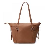 Bolsos sport de mujer XTI 184393 02 BOLSO GRABADO CAMEL 35278 25V - details 2