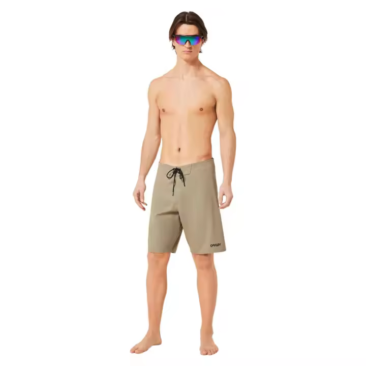Bermudas marca Oakley modelo Foa401840-7C9 para ropa hombre en color verde - 1