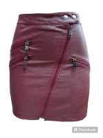 Falda de Cuero Sintético para Mujer Kellys - Elegante y Moderna - Ajustada - Cierre con Cremallera - Color Negro - Talla y Temporada Variadas - details 11