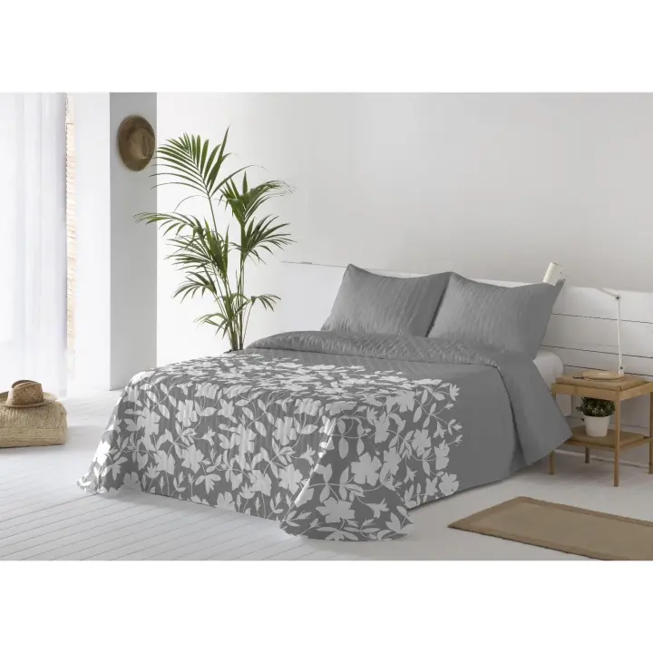 Colcha Bouti Reversible Estampada. Fina y Ligera. Extra Suave. Cama de 90,105, 135, 150, 160/180. Ideal para Primavera y Verano. 100% Poliéster, Relleno Fibra Hueca. NO INCLUYE FUNDAS DE COJÍN. Modelo Salvia.. - 1