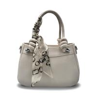 CAMAR. Bolso de mano para mujer de nueva temporada. Colección Primavera-Verano 2025. Bolso elegante con bandolera regulable - details 0