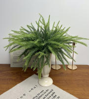Corona De Piñon Artificial De Navidad De 45 CM Ramas Verdes Falsas De Pino Norfolk Para Decoración Interior De Hogar Y Exteriores - details 2