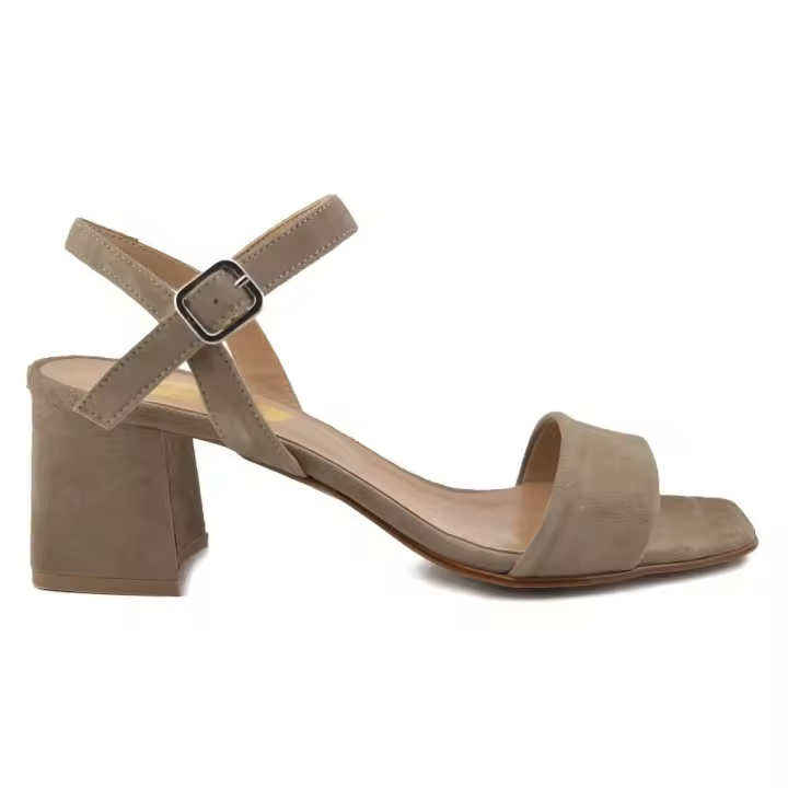 Sandalias de piel marrones con tacón by Casual Piel Piel Piel - 1