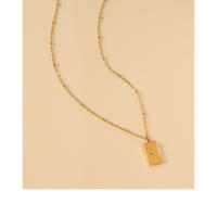 Encanto Collar con colgante de corazón de naipes de estilo europeo y americano, cadena de clavícula encantadora para mujer, cadena de clavícula de acero de titanio y oro de 18 quilates, joyería de acero inoxidable de moda - details 4