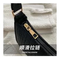 Bolso De Lujo Para Mujer Con Diseño De Axila En Piel De Goma Estilo Fashion Pequeño Cuadrado Con Cremallera Y Correa Cruzada - details 4