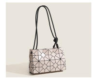 Bolso De Hombro Para Mujer Jiomay Ligero De Patters Geométricos PVC Bandolera Para Playa Y Comunicación Estilo Preppy - details 13