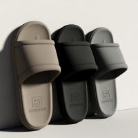Nuevos Pantuflas Para Hombre EVA Antideslizantes Cómodas Para El Baño Y El Hogar Sandalias De Verano Para Interno Zapatos De Ducha Masculino - details 1