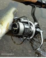 Reel De Pesca Spinning LINNHUE KS1500 2500 Con Soporte De Equilibrio Cuerpo Impermeable De Fibra De Carbono Accesorios De Pesca Para Mar Y Río - details 18