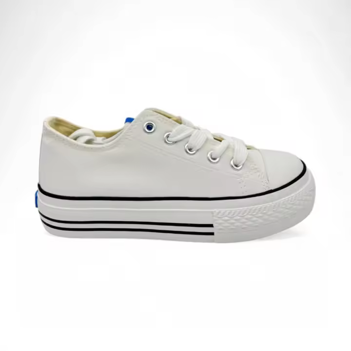 Zapatillas marca Mustang para infantil en color blanco - 1