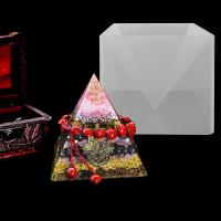 Molde De Silicona Grande En Forma De Pirámide Para Casting De Resina Epoxy Con Base De Plástico Para La Creación De Joyas DIY - details 2