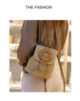 Mochila De Paja Estilo Feminino Para Verano Bolso De Hombro Viaje Playa Hecho a Mano Para Mujer Regalo Material Principal Poliéster - details 2
