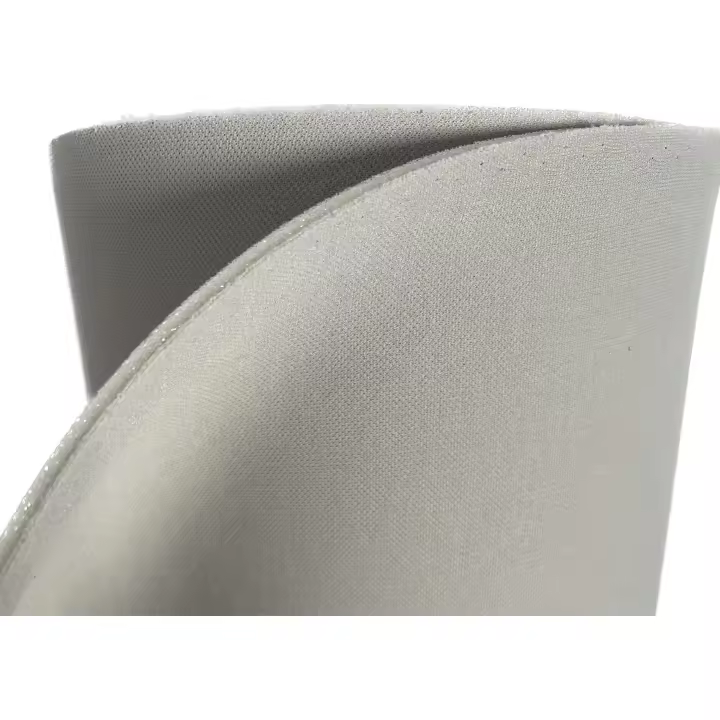 Tela para tapizar techo de coche y puertas. Foamizada con espuma de 3-4 mm.  Elasticidad en ambos sentidos, textura suave y esponjosa. Venta por metros - 1