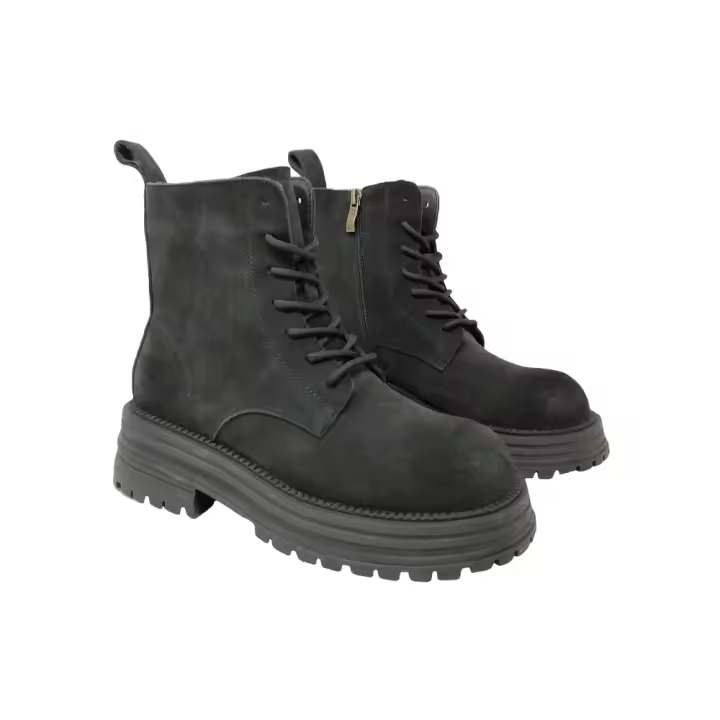 Eva Zorteon - Botines estilo militar de antelina negras.  Marca DDW. - 1
